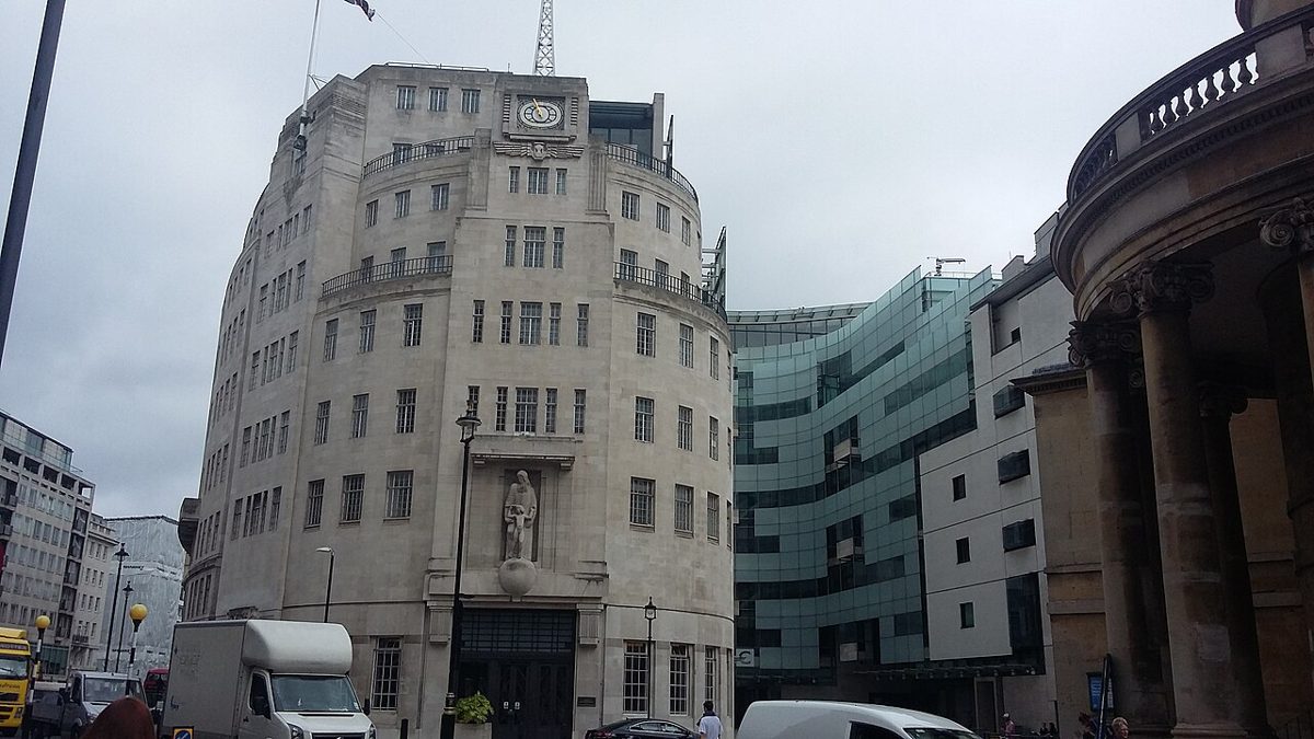 ロンドンのBBC本社ブロードキャスティング・ハウス