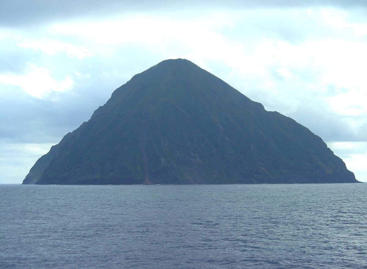 南硫黄島(小笠原村・火山列島)